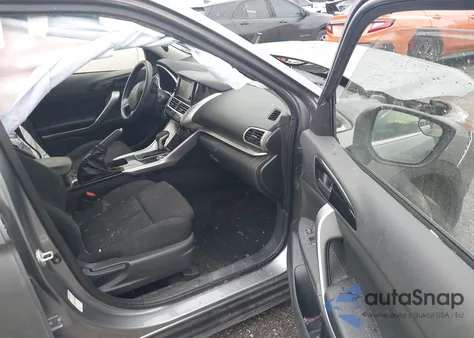 2020 Mitsubishi Eclipse Cross Es 1.5T Awc z USA, uszkodzony, nr VIN JA4AT3AA6LZ036080